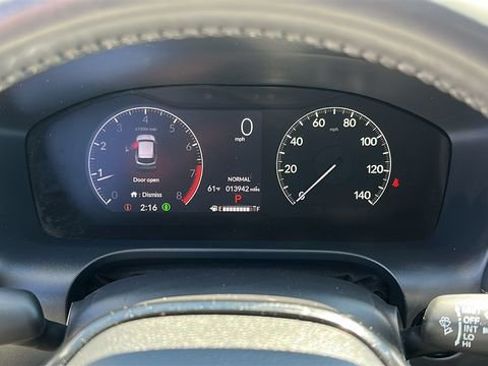 Used 2023 Honda HR-V EX-L image 15