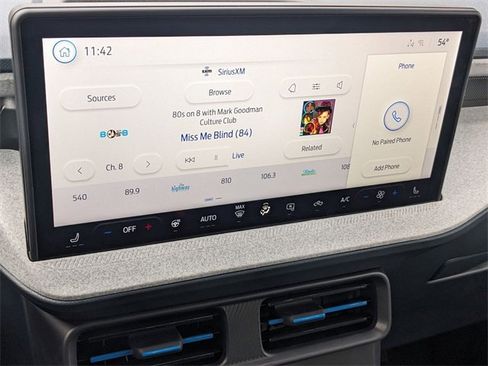 New 2025 Ford Maverick XLT w/ XLT Luxury Package image 24