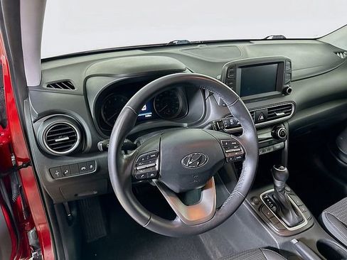 Used 2021 Hyundai Kona Limited AWD/4WD image 9