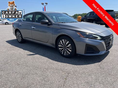 Used 2024 Nissan Altima 2.5 SV image 7