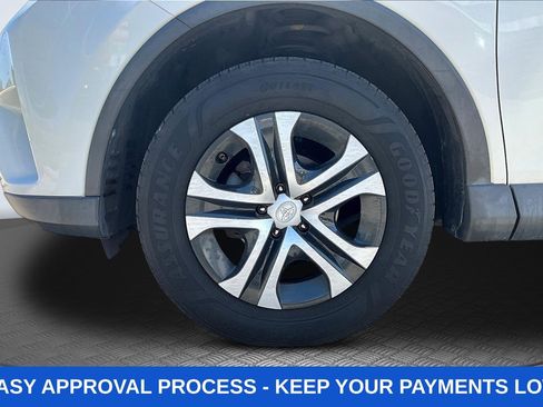 Used 2018 Toyota RAV4 LE w/ All Weather Liner Package AWD/4WD image 41