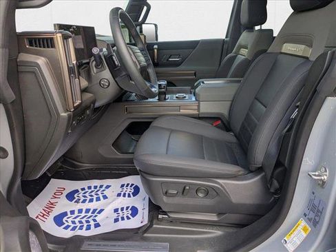 New 2024 GMC Hummer EV 2X image 3