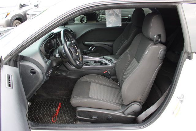 Used 2018 Dodge Challenger SXT w/ Blacktop Package RWD image 9