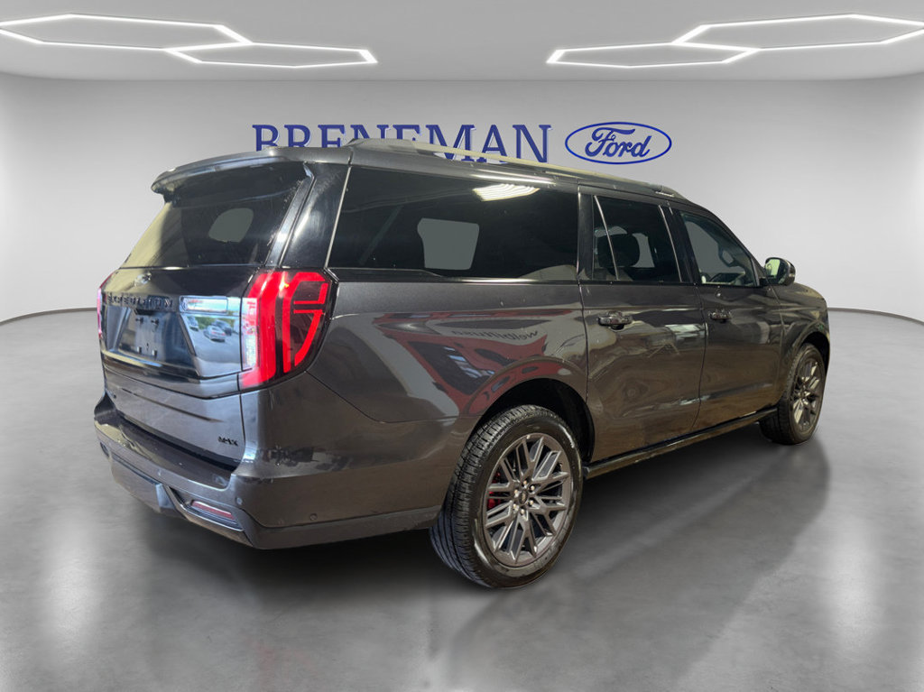 Used 2025 Ford Expedition Max Platinum w/ Stealth Performance Package AWD/4WD image 6
