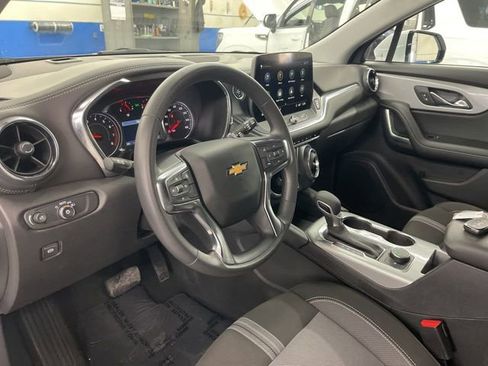Used 2025 Chevrolet Blazer LT image 14