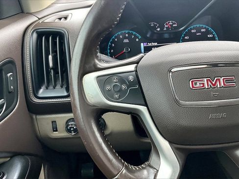 Used 2018 GMC Canyon SLT w/ Driver Alert Package image 17