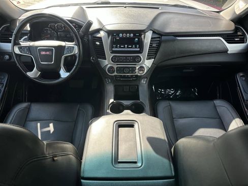 Used 2018 GMC Yukon SLT image 10