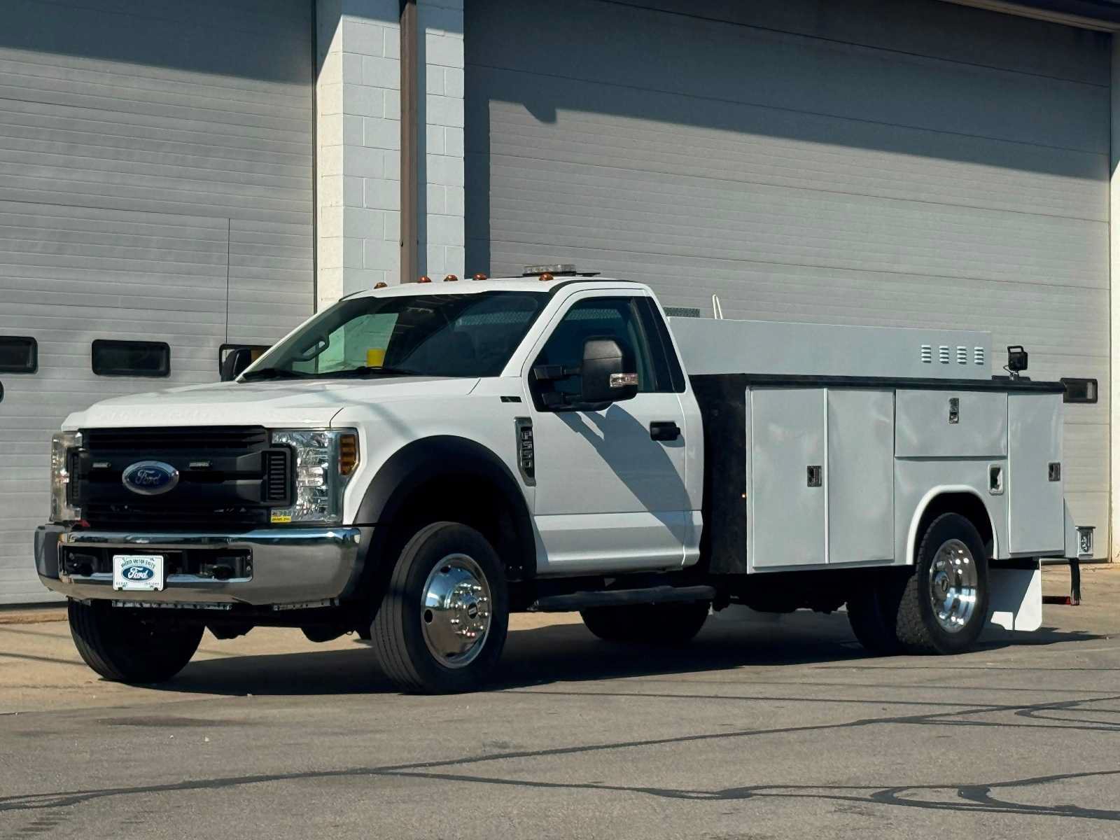 Used 2019 Ford F550 4x4 Regular Cab Super Duty image 1