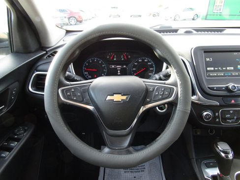 Used 2018 Chevrolet Equinox LT image 9
