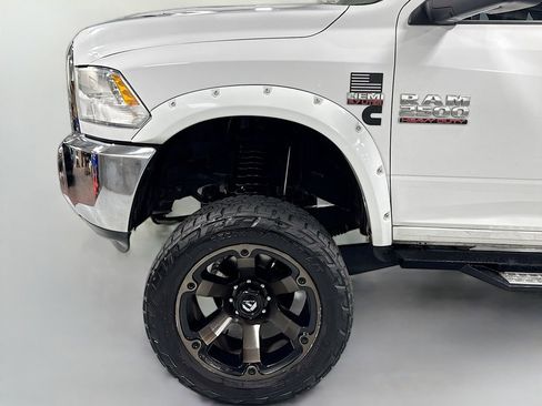 Used 2014 RAM 2500 SLT image 11