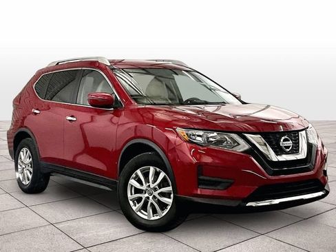 Used 2017 Nissan Rogue SV AWD/4WD image 2