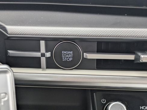 New 2026 Hyundai Santa Fe SE FWD image 37