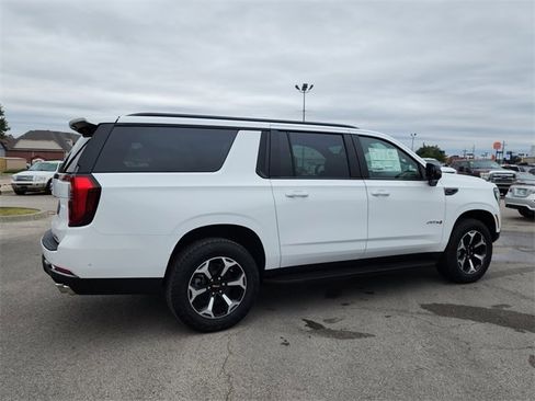 New 2026 GMC Yukon XL AT4 image 2