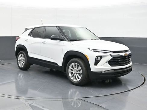 New 2026 Chevrolet TrailBlazer LS w/ LS Convenience Package FWD image 21