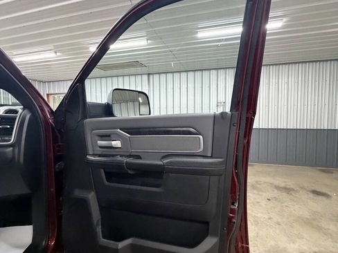 Used 2021 RAM 2500 Big Horn image 33