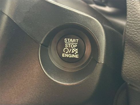 Used 2021 Jeep Compass Trailhawk AWD/4WD image 21