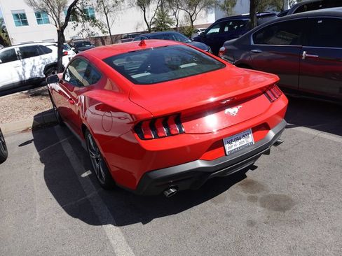 Used 2025 Ford Mustang Coupe w/ Wheel & Stripe Package RWD image 4