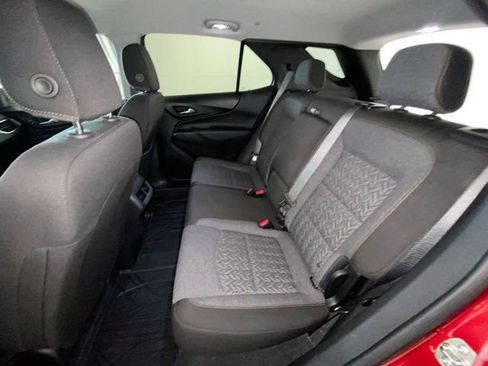 Used 2024 Chevrolet Equinox LT w/ LPO, Floor Liner Package FWD image 13