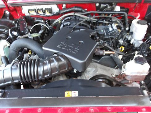 Used 2011 Ford Ranger XLT w/ Payload Pkg 2 AWD/4WD image 24