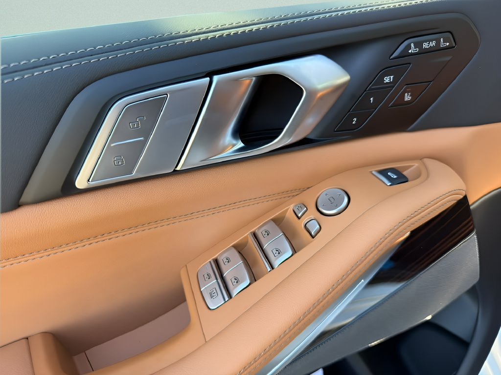 New 2027 BMW X7 xDrive40i AWD/4WD image 12