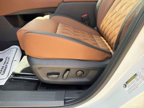 New 2026 Nissan Rogue Platinum AWD/4WD image 10
