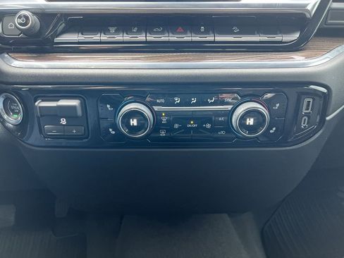 Certified 2024 Chevrolet Silverado 3500 LT w/ Convenience Package image 11