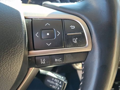 Certified 2021 Lexus RX 350L Premium w/ Premium Package AWD/4WD image 23