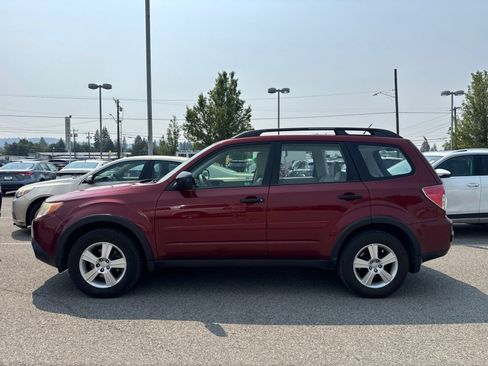 Used 2013 Subaru Forester 2.5X w/ Popular Pkg 3 AWD/4WD image 8