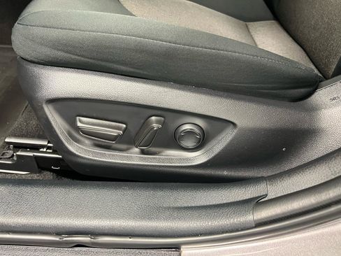 Used 2023 Toyota Camry LE image 7