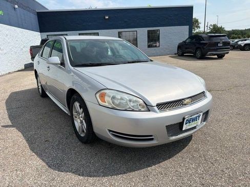 Used 2016 Chevrolet Impala LT FWD image 6