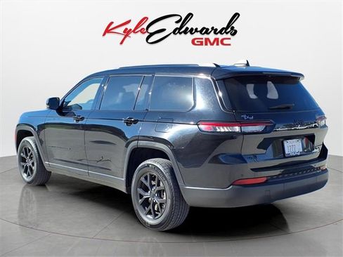 Used 2024 Jeep Grand Cherokee L Altitude image 7