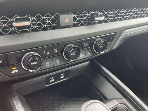 Certified 2024 Honda Accord EX image 31