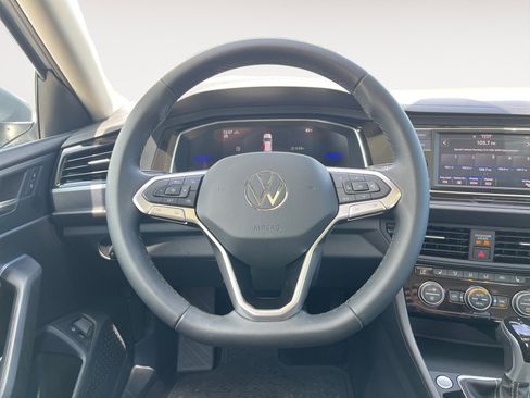 Used 2024 Volkswagen Jetta SE image 12