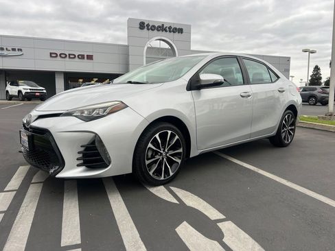 Used 2017 Toyota Corolla SE FWD image 4