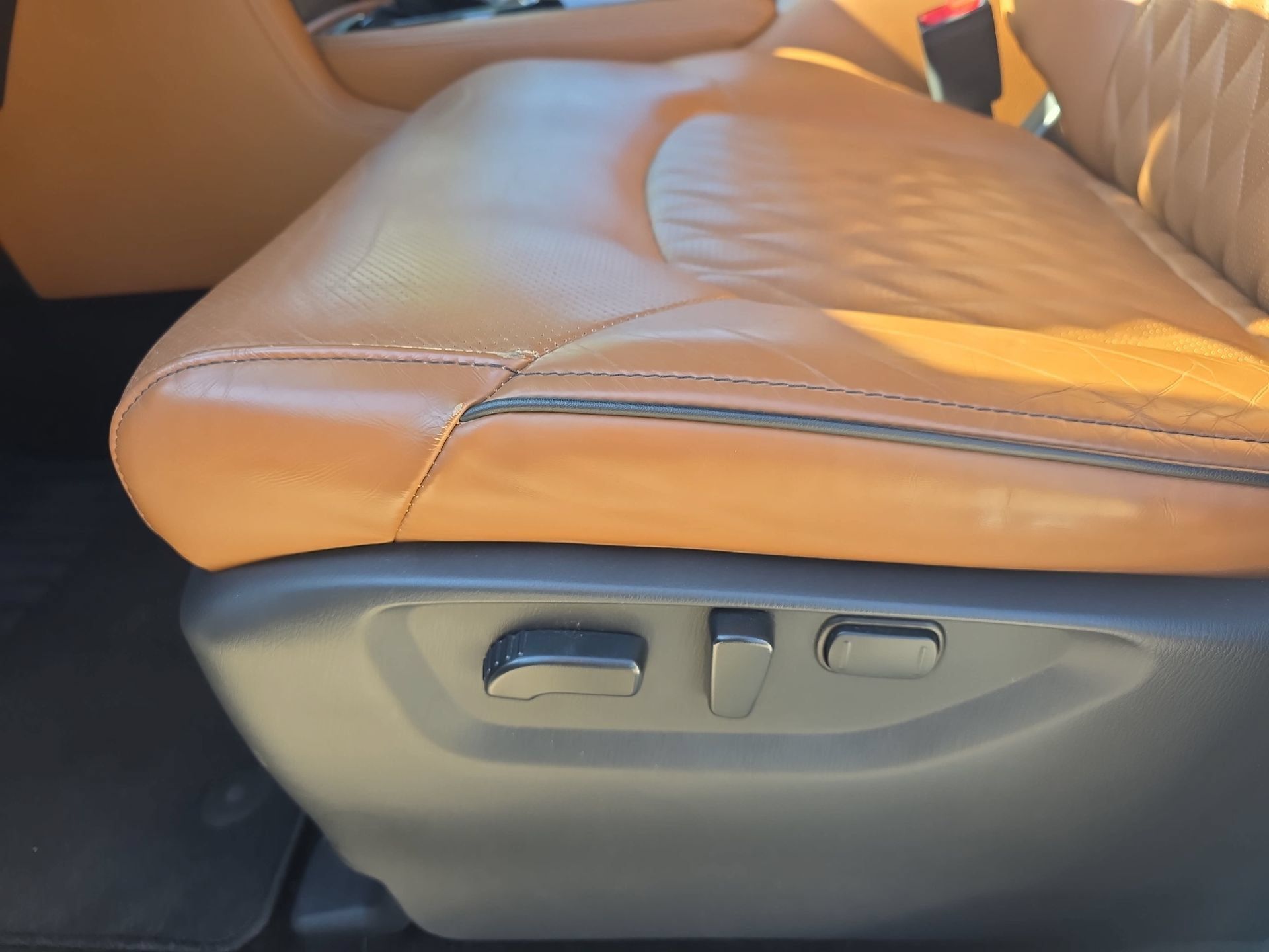 Used 2022 INFINITI QX80 Sensory w/ Cargo Package RWD image 28