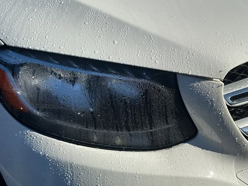 Used 2019 Mercedes-Benz GLC 300 image 14