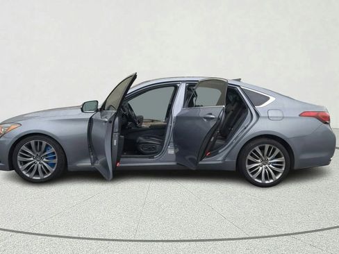 Used 2015 Hyundai Genesis 5.0 image 11