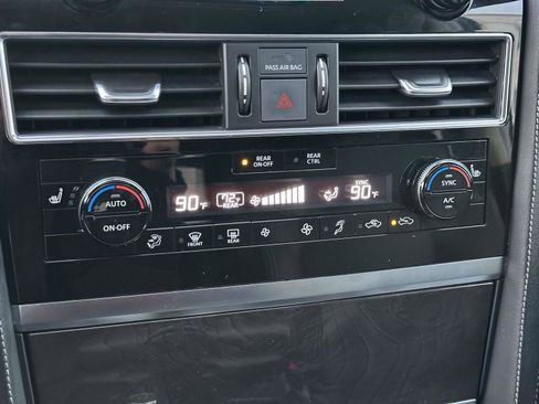 Used 2024 INFINITI QX80 Luxe image 29