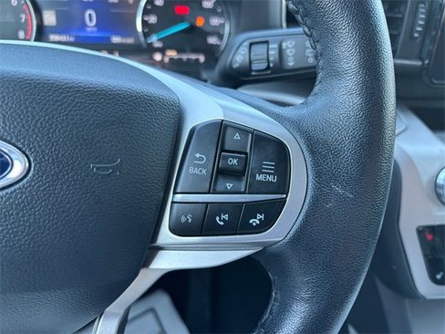 Used 2022 Ford Explorer XLT w/ Equipment Group 202A image 19
