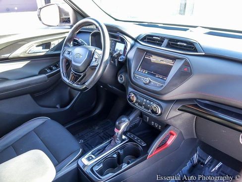 Used 2022 Chevrolet TrailBlazer RS image 24
