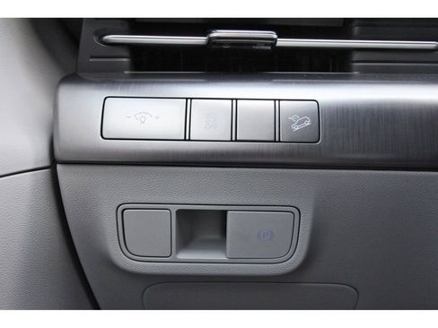 Certified 2026 Hyundai Kona SEL Sport FWD image 22