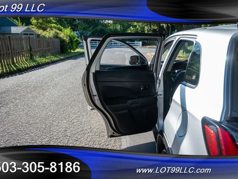 Used 2020 Mitsubishi Outlander Sport ES image 33