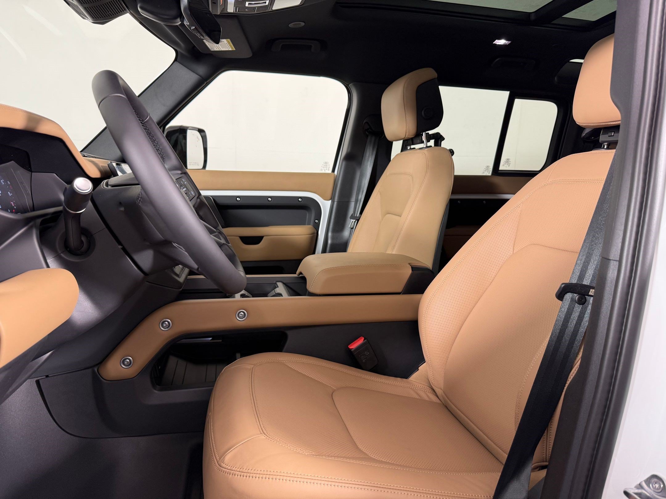 New 2026 Land Rover Defender 110 S AWD/4WD image 5