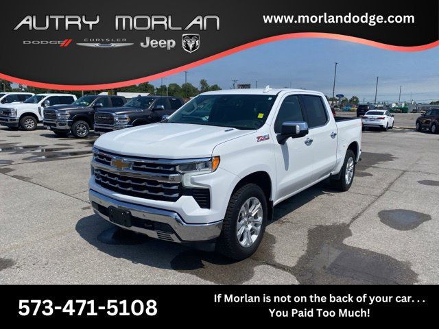 Used 2022 Chevrolet Silverado 1500 LTZ AWD/4WD image 1