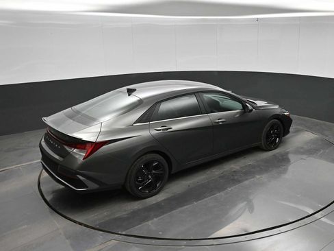 New 2026 Hyundai Elantra SEL Sport Premium FWD image 29