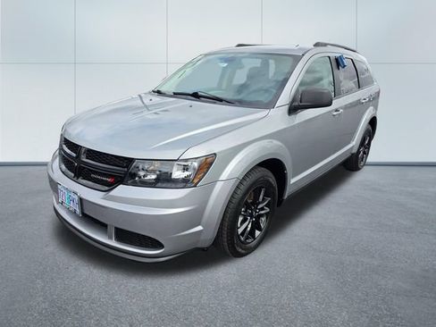Used 2020 Dodge Journey SE w/ SE Popular Equipment Group FWD image 1