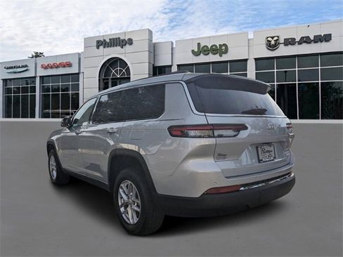 New 2025 Jeep Grand Cherokee L Laredo image 6