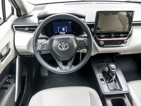 New 2026 Toyota Corolla Cross L image 13