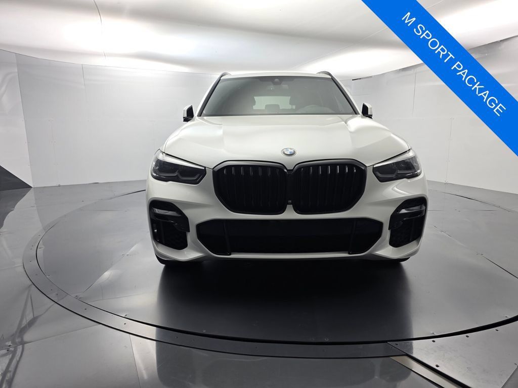 Certified 2022 BMW X5 sDrive40i w/ M Sport Package RWD image 2