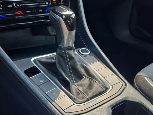 Used 2025 Volkswagen Jetta Sport FWD image 24